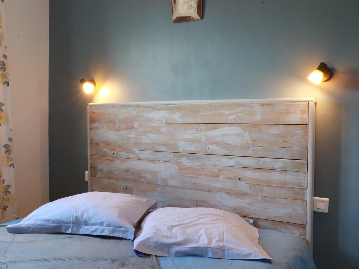 シュズ・ラ・ルッス Lo Rastelie Bed & Breakfast エクステリア 写真